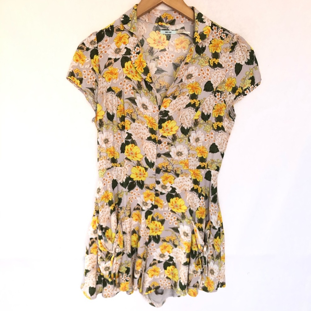 Urban Outfitters Kimchi Blue Floral Romper Sz 2 - Picture 2 of 7